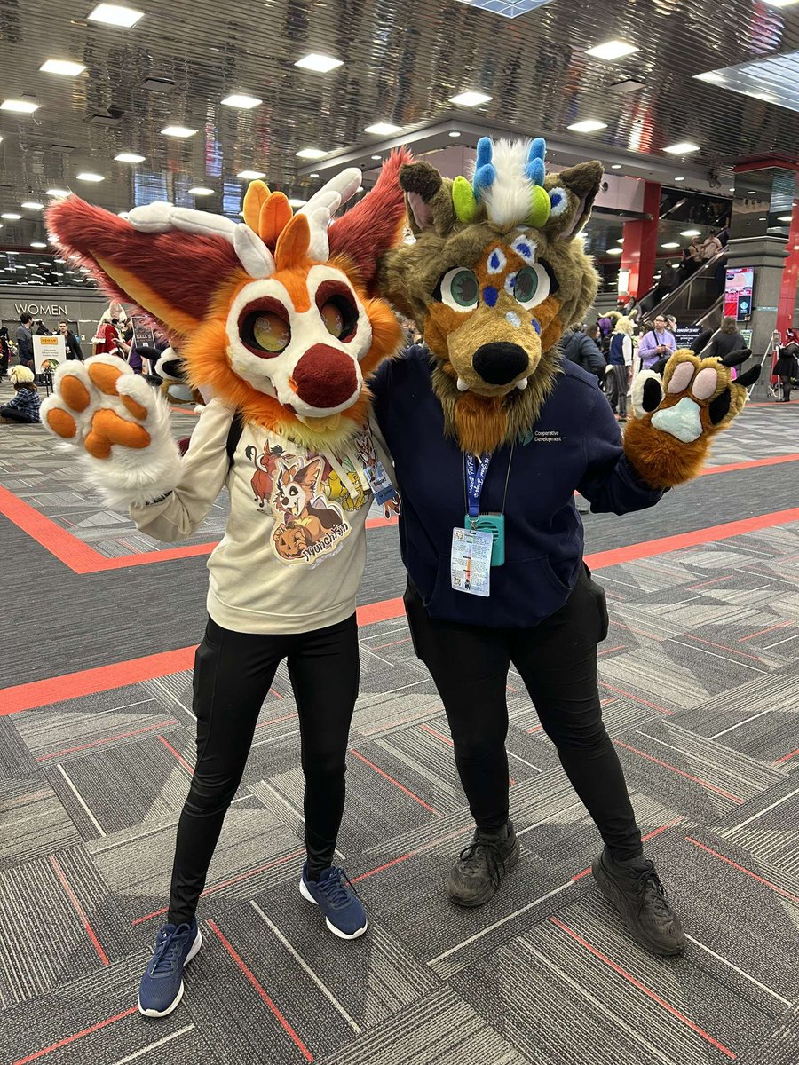 Ran into <a href="/reddpawz/">Reece 🧡</a>  at mff