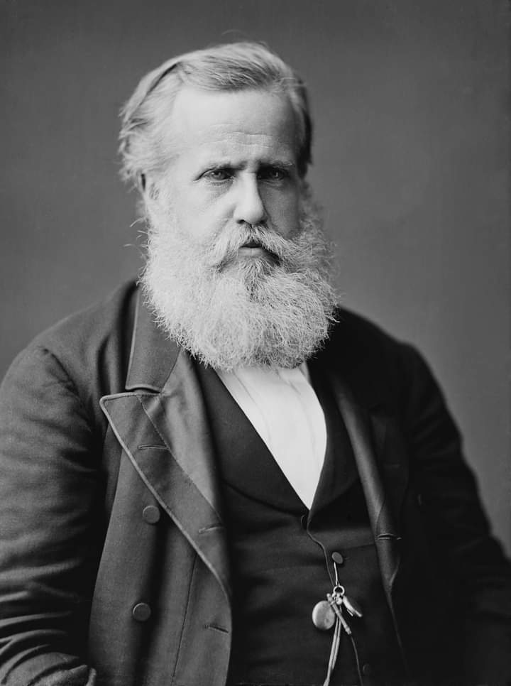 MamuteMarcos's tweet photo. #DPedroII Parentada
D Pedro II por parte de mãe tinha laços de parentesco com Napoleão e Maria Antonieta https://t.co/fqoP88avBy