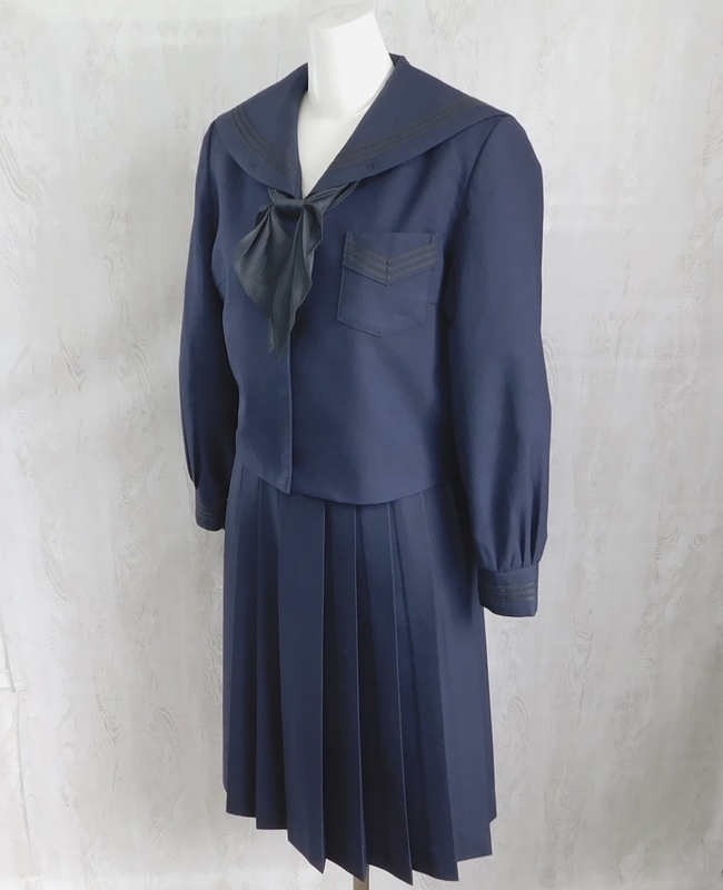 鹿児島県 鹿児島県立甲南高校 セーラー冬制服が出品されました。 現在