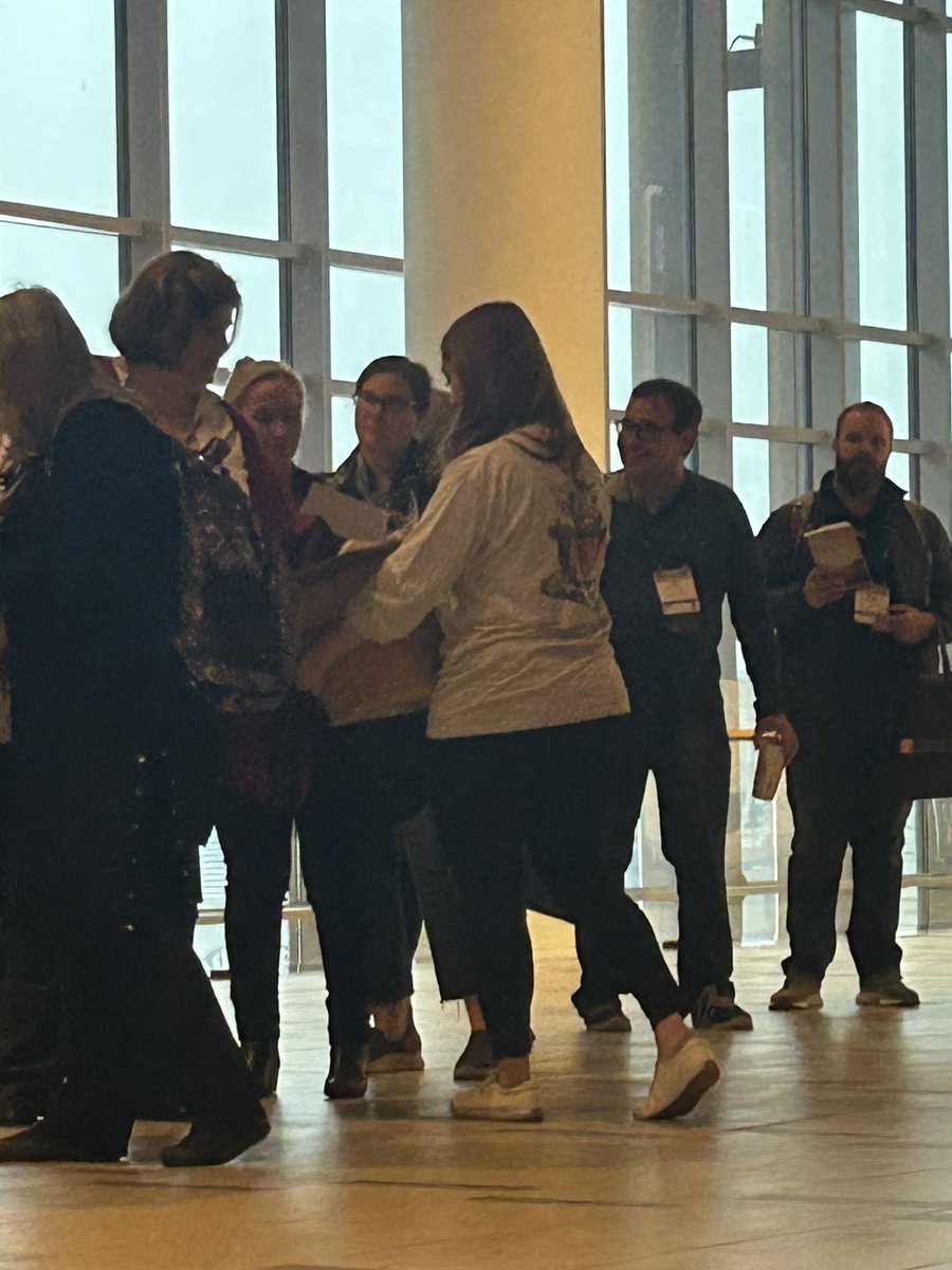 ✨#NCSS2023 <a href="/NCSSNetwork/">National Council for the Social Studies (NCSS)</a> Poster Session complete! I am so thankful for this opportunity to network and share the vision of #cookinguplearning 👏🏻 &amp; represent <a href="/hamcoschools/">Hamilton County Schools</a> &amp; <a href="/PEFinnovation/">PEF Innovation Hub</a>! 
#teach #engage #mentor #inspire #feed #connect #culinary #Visionary