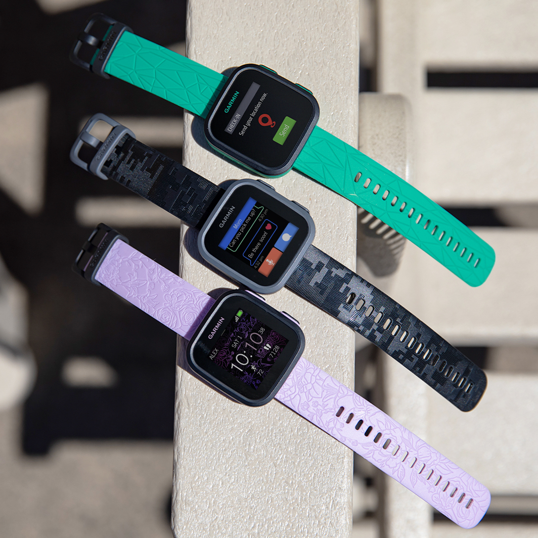 Don’t get them a phone. Get them #Bounce.

It's our kids LTE-connected smartwatch that texts, voice messages and tracks. ms.spr.ly/6019iz6ex