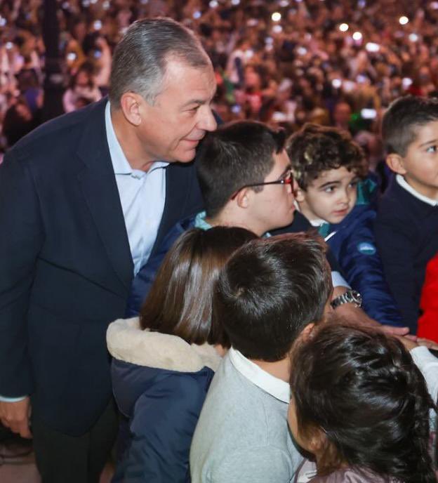 Esta noche TOMÁS, NUESTRO GRAN GUERRERO, representó a todo el distrito San Pablo-Santa Justa.

Cada día iluminas con tu luz a los que te rodean, y hoy iluminaste toda Sevilla.

Felicidades CAMPEÓN 🥰 

#yopuedotupuedes