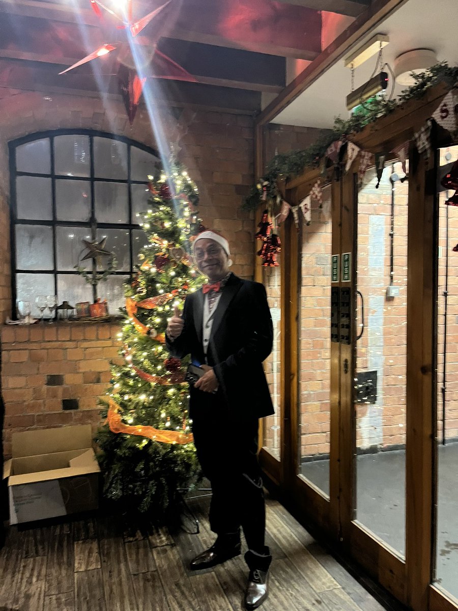 At the Renal Christmas Party. Good vibes🎄