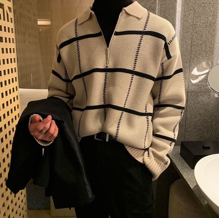 📲 Instagram:

New post from belgianprincelaurent: 

“Been awhile. Who’s up? Fit check. #OOTD”