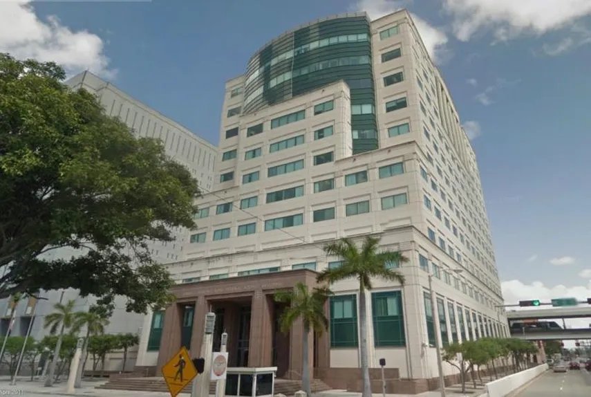 Fiscalnvicto's tweet photo. Las únicas instituciones de Justicia que funcionan en Guatemala son:
- Department of State
- Department of Justice
- Fiscalía de Texas
- Corte del Distrito Sur de Nueva York
- Fiscalía del Distrito Sur de Florida

Un frente frío y vientos huracanados se les viene 0tes corruptos😎 https://t.co/nvFryklsHt