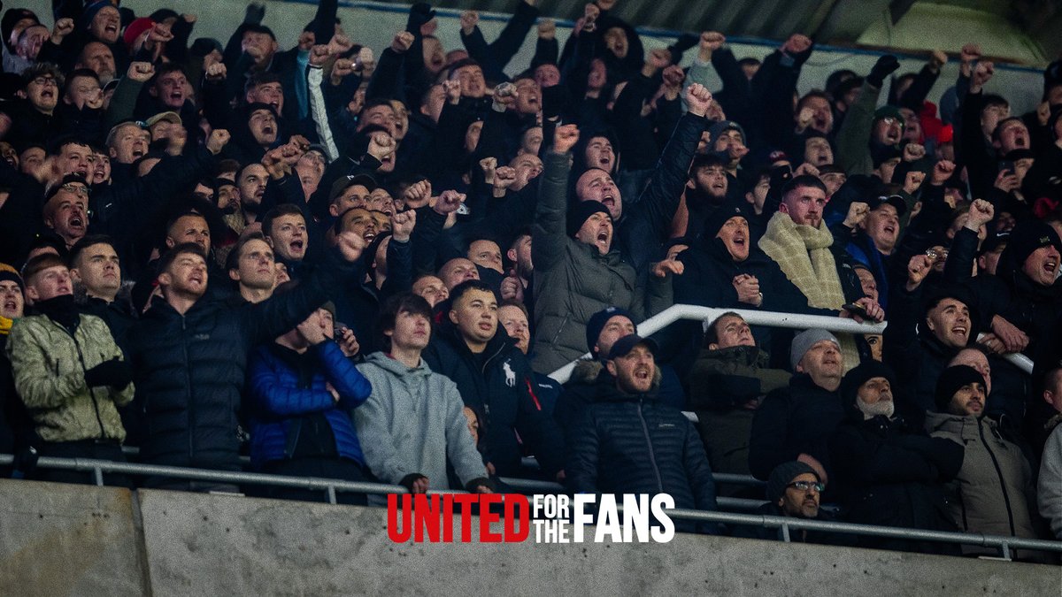 We appreciate the lengths you have gone to in recent days to watch the Reds in challenging conditions ❤️

#MUFC || #UnitedForTheFans