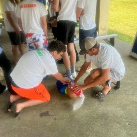 UMParksnRec's tweet image. Get ready to make a difference with the American Red Cross First Aid/CPR/AED program! This blended course combines online learning with hands-on training, empowering you to handle emergencies effectively.

register.capturepoint.com/reg/cat_progra…

#FirstAidHero #RedCrossTraining #LifeSavingSkills