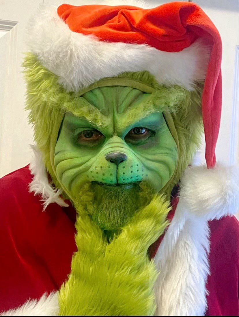 Amandamazing Makeup Art on X: Some fun Grinch makeup today. A foam latex  application and paint with hair laying for friend Chris Gourlie as he walks  the @cityofairdrie Holiday parade tonight. @NorthFurFX