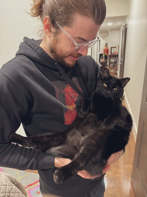 Where have I been? Busy holding this cat who cries when I don&rsquo;t pick her up. https://t.co/PXmfx75Ndk