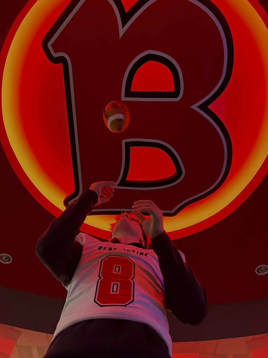 I had a great time at Benedictine this weekend! Thank you <a href="/CoachWhitley5/">Michael Whitley</a> for the invite, everything was amazing. ❗️

<a href="/OLCHS_football/">OLCHS Football</a> <a href="/EDGYTIM/">Timothy “EDGYTIM” OHalloran</a> <a href="/PrepRedzoneIL/">Prep Redzone Illinois</a> <a href="/ChrisGriggs9/">Coach Chris "Ace" Griggs</a> <a href="/Rivals/">Rivals</a>