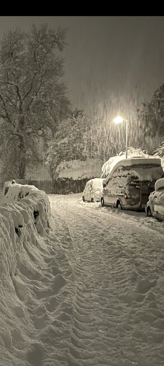 Oldham Weather (@chadweather) on Twitter photo Amazing scenes in the #LakeDistrict tonight. #uksnow ๐ฅถโ๏ธ๐
Credit for the photo: <a href="/SarahCalders/">Sarah Calderbank ๐๐ถ๐</a> ๐ Amazing scenes in the #LakeDistrict tonight. #uksnow ๐ฅถโ๏ธ๐
Credit for the photo: <a href="/SarahCalders/">Sarah Calderbank ๐๐ถ๐</a> ๐