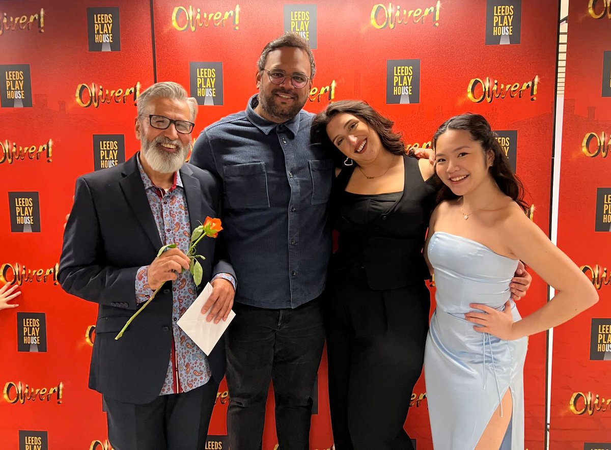 #slaysians of oliver!!! (except the members of our young company who are asian 🥹)

so proud of this representation at <a href="/LeedsPlayhouse/">Leeds Playhouse</a> 🫶🏻