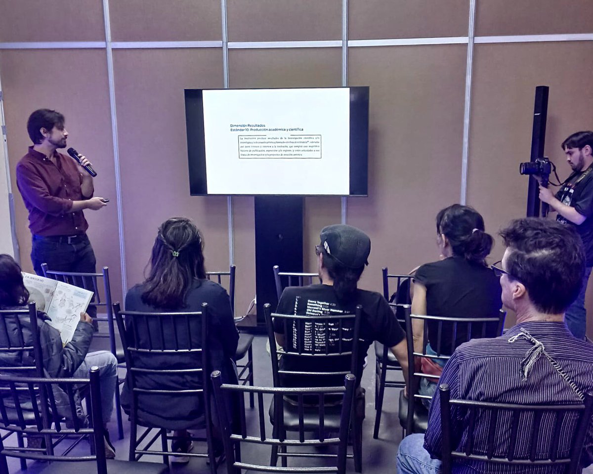 Charla Encuentro y Feria de Libros
La acreditación para editoriales universitarias
Gracias a <a href="/uartesec/">UArtes</a> 

<a href="/UDLAediciones/">UDLA ediciones</a> <a href="/AbyaYalaed/">Editorial Abya-Yala</a> @MIRADAPUBLICAEC <a href="/CamaraLibroEC/">Cámara Ecuatoriana del Libro</a> @USFQPRESS <a href="/Biblioteca_UTE/">Biblioteca UTE Oficial</a> <a href="/EduSuperiorEc/">Viceministerio de Educación Superior</a> <a href="/Caces_Ec/">CACES</a> <a href="/PublicaPuce/">Editorial PUCE</a>