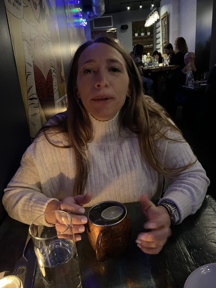 american_dream's tweet photo. Sat night out. Oysters and drinkz https://t.co/nWUKE94rh2