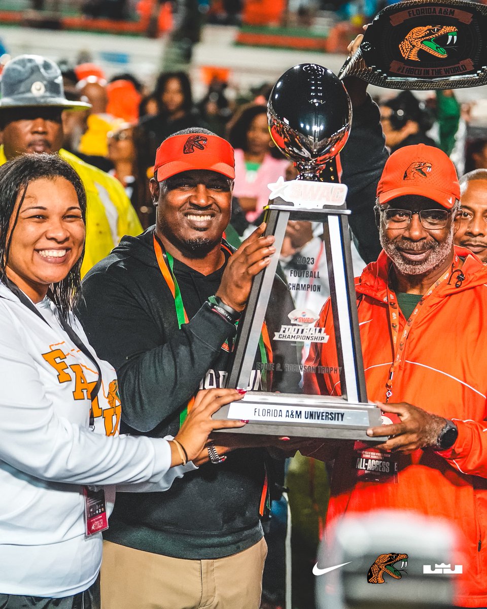 FAMU_FB's tweet image. Added another trophy to the trophy case!

One more to go. 

#RattlerNation, meet us in Atlanta for the @CelebrationBowl!

#FAMU | #Rattlers | #OurTime