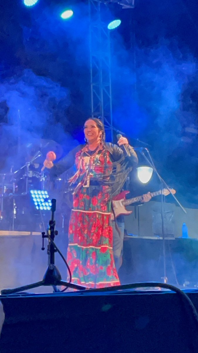 mickserg's tweet photo. La gran @liladowns en #Totolapan #Morelos https://t.co/JmkIquH2ho