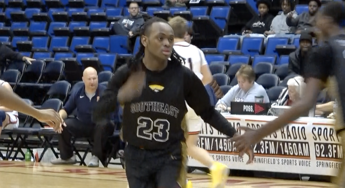 Rochester Picks Up Win Over Southeast at the Capital City Showcase:
channel1450.com/2023/12/02/roc…