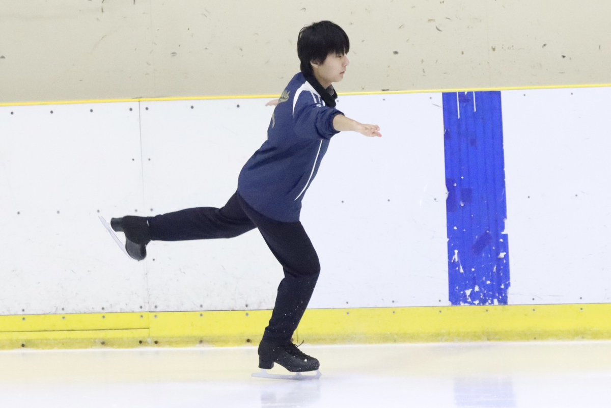 kanspo's tweet image. 【アイススケート】第72回関西学生氷上競技選手権大会２日目／於・大阪府立臨海スポーツセンター

大会２日目です。本日は初・１級男子、初・１級女子、２級男子、２級女子、３・４級女子、５級女子に計11名の選手が出場。応援よろしくお願いします！