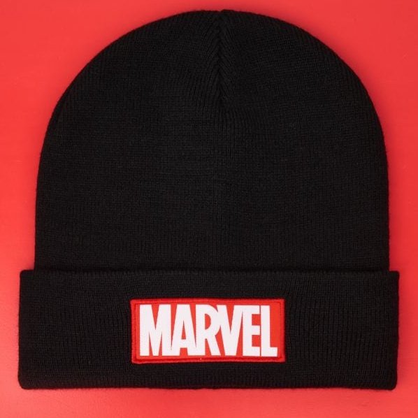 Heute am Mützenmontag gibt es eine Mütze von Marvel für euch. Follow + Retweet und ihr landet mit im Lostopf, Auslosung morgen.