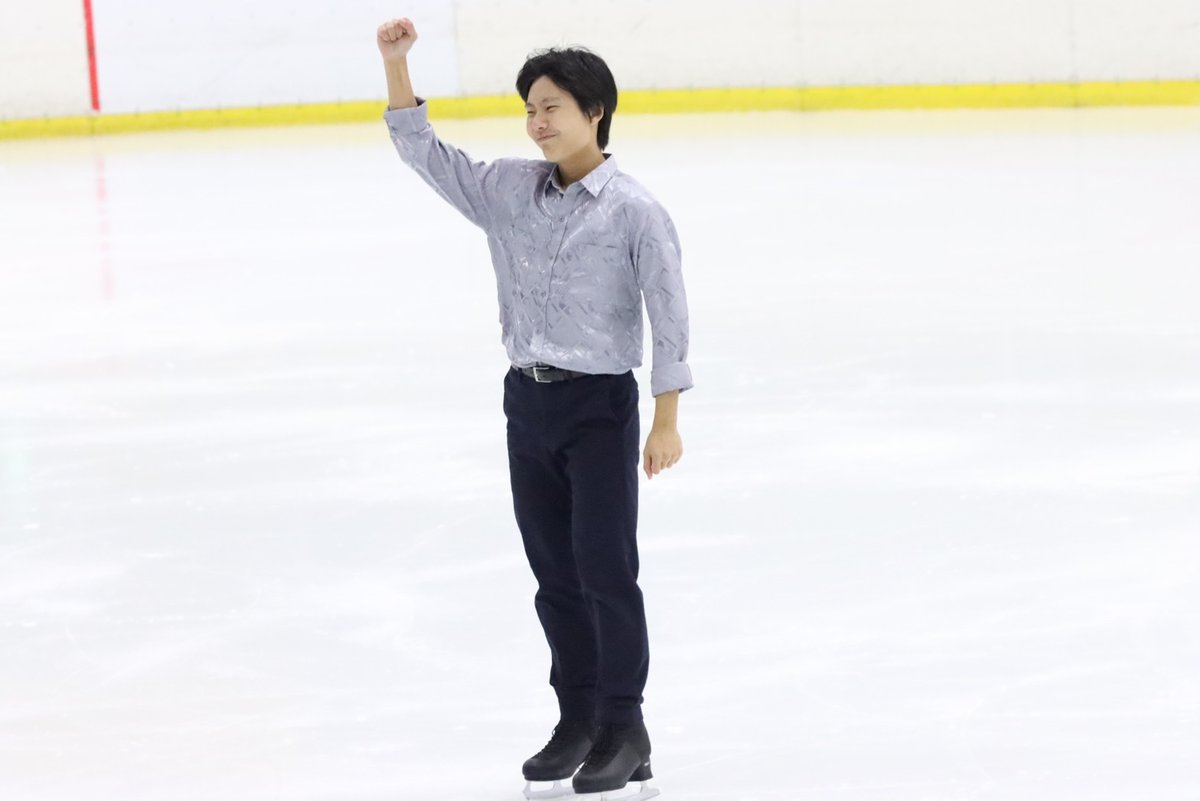 kanspo's tweet image. 【アイススケート】第72回関西学生氷上競技選手権大会２日目／於・大阪府立臨海スポーツセンター

［初・１級男子］
今津

音に合わせて次々とポーズを決める。２本のコンビネーションジャンプも見事に着氷させた。