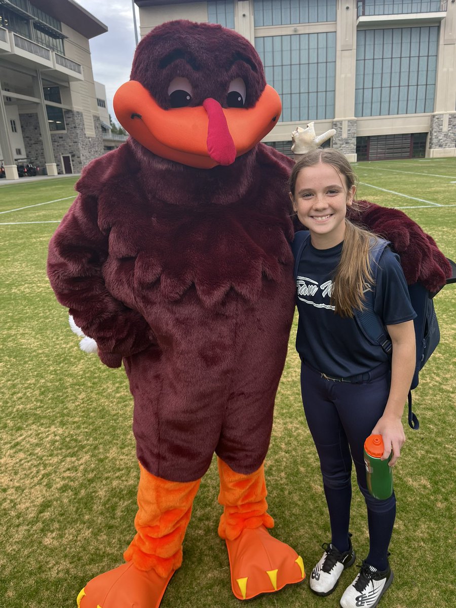 laneyrtucker2's tweet image. First prospect camp in the books!  Thanks to @VTechSBcoach @michaellew10 &amp;amp; @jjpower19 for an awesome day!  @HokiesSoftball has great facilities, staff and players!  I plan to see you all on campus again!  #2030grad @gregtucker31 @CoachTucker2131