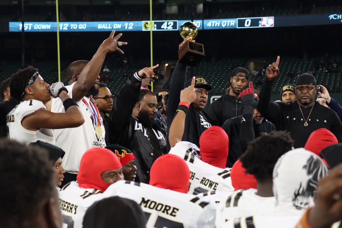 On to the next! South Oak Cliff blanks Lucas Lovejoy 42-0 to claim regional final and advance to the state semifinals for the third consecutive year.