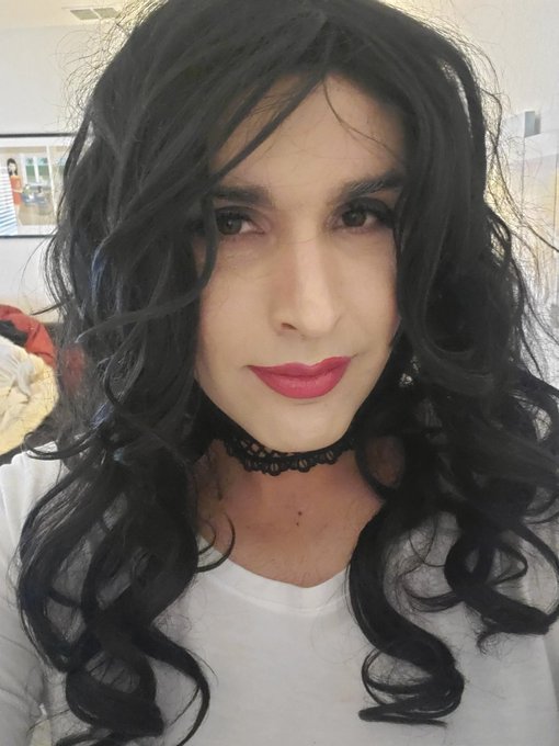 Am I cute? https://t.co/JJA8iNp12m<a href="/tag/mvsales"class="tags"><span>#mvsales</span></a>