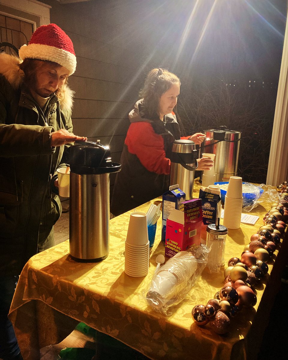 cb_baptist's tweet photo. Thank you to all the volunteers who helped out at the #Christmas #parade! 

#Cornerbrook https://t.co/FbETkLDGB4