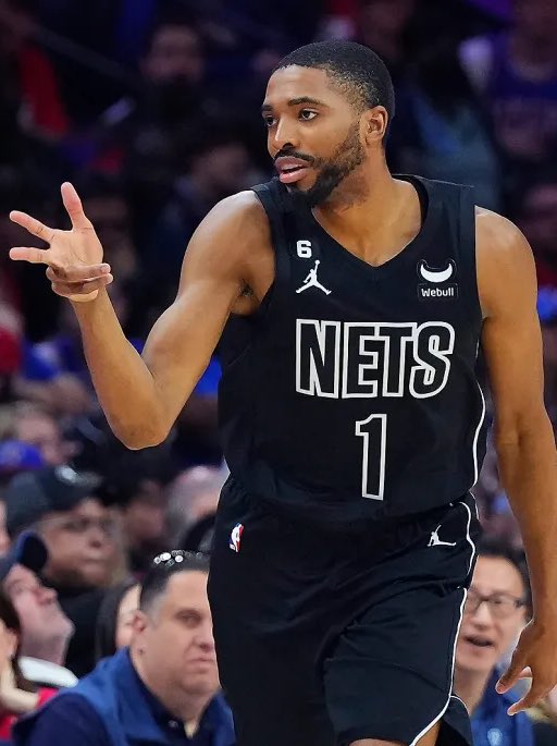 TheHoopCentral's tweet photo. MIKAL BRIDGES IN THE 1ST QUARTER:

26 Points
72 % FG
100% 3P

🔥🔥🔥 https://t.co/UkTz1daCO1