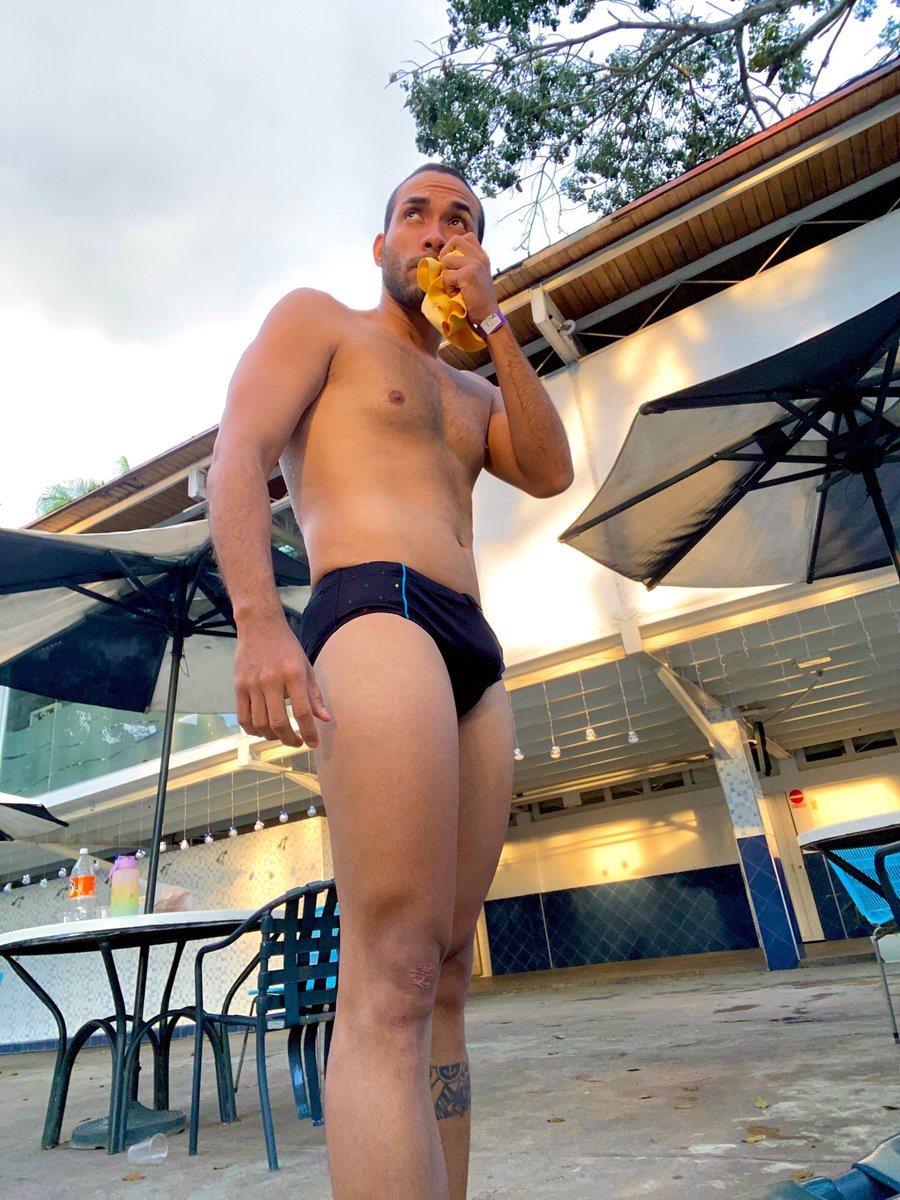 xvrlopez's tweet photo. Vamos a vivir el hoy 💦 https://t.co/GeXq4CeaEQ