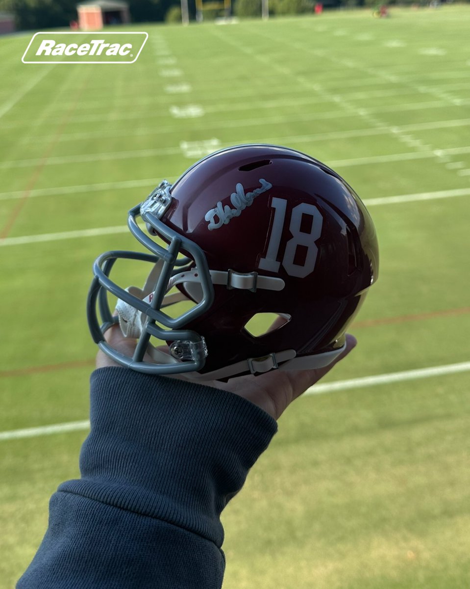AtlantaFalcons's tweet photo. .@AlabamaFTBL takes the @SEC title

RT to for a chance to win this signed @DHellams2 mini helmet and a $100 RaceTrac gift card! https://t.co/UiVAcKsyjk