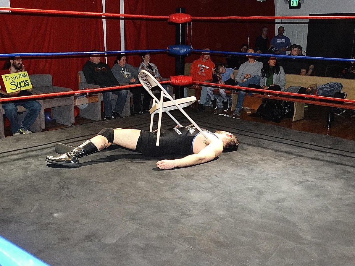 MikeIdol3's tweet photo. Mike Idol starting out: "I'm gonna be on TV one day!"

Mike Idol at 31: "I just wrestled a chair in one of my favorite matches of my career."

Last weekend was a career first and a reminder that wrestling can be super weird. And I love that.

(Photos by Morgan Delaney Parsons) https://t.co/BthLBpfVLN