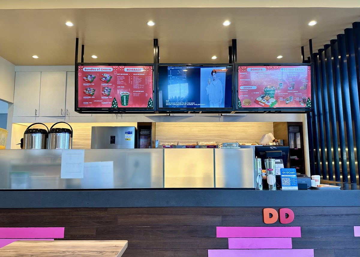gliponeonline's tweet photo. I circled the whole Mactan island looking for a nice, unusual coffee shop. I ended up with @dunkinph in Newtown, which was my starting point. https://t.co/oT4SUhNDzZ