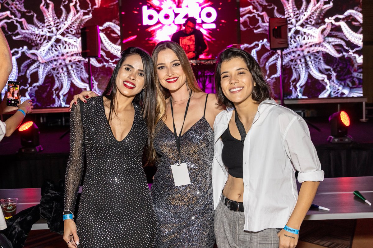 BigNightSD's tweet photo. The Countdown is on! 🕰️ We are less than 30 days away from New Year's Eve! It's time to grab your tickets and lock in your plans for NYE.🎟️ You don't want to miss out on the fun! #bignight #bignightamerica #bignightsandiego #hiballevents #HiltonBayfront #NYEParty #SanDiegoNYE https://t.co/t9C4b0IFhf