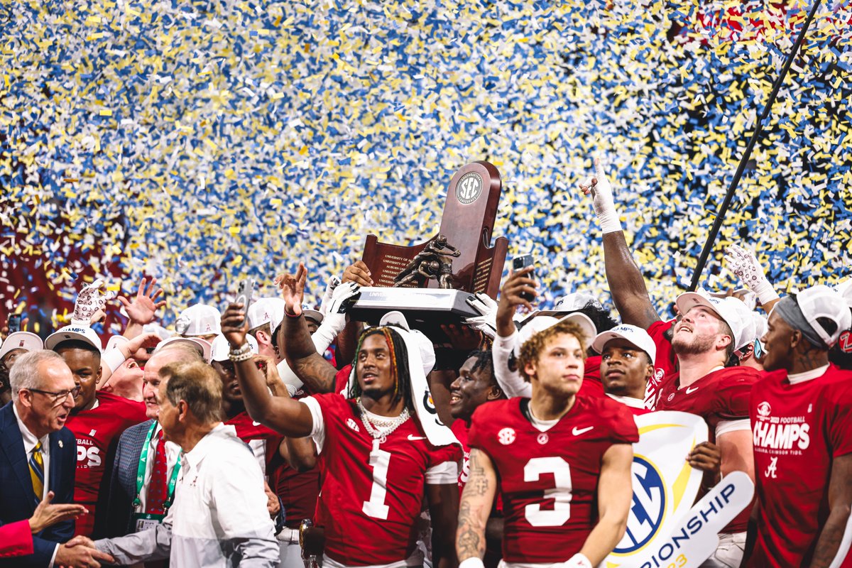 AlabamaFTBL's tweet image. Confetti Kings! 🎊👑

#RollTide