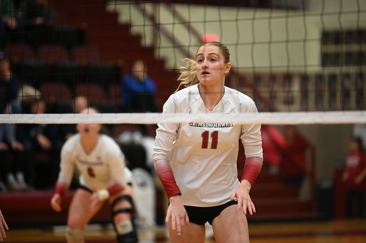 IUPVB's tweet photo. S2 | CLAR 25, IUP 20 

Clarion records seven of the final nine points in the frame to take control here in the Atlantic Region Championship. Nyla Birch and Simay Memisoglu with five kills each for the Hawks. 

#VolleyHawks https://t.co/GvbgubqJyl