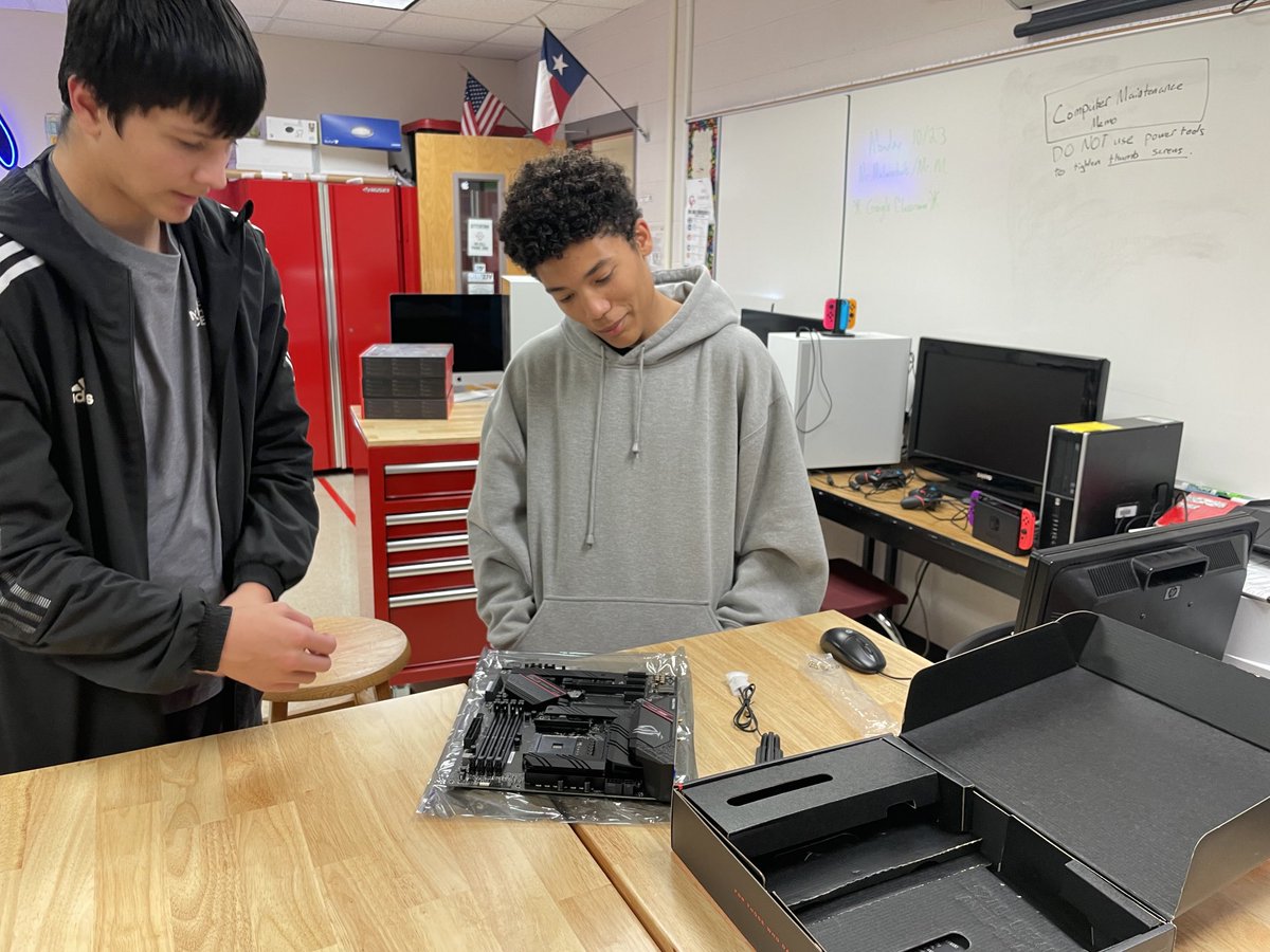 Cybersecurity, Canyon High School (@cyber_coogs) on Twitter photo Canyon HS students working on building their computers. <a href="/DavissonDustin/">Dustin Davisson</a> <a href="/canyonhscougars/">Canyon HS</a> <a href="/comalcte/">Comal ISD CTE</a> Canyon HS students working on building their computers. <a href="/DavissonDustin/">Dustin Davisson</a> <a href="/canyonhscougars/">Canyon HS</a> <a href="/comalcte/">Comal ISD CTE</a>