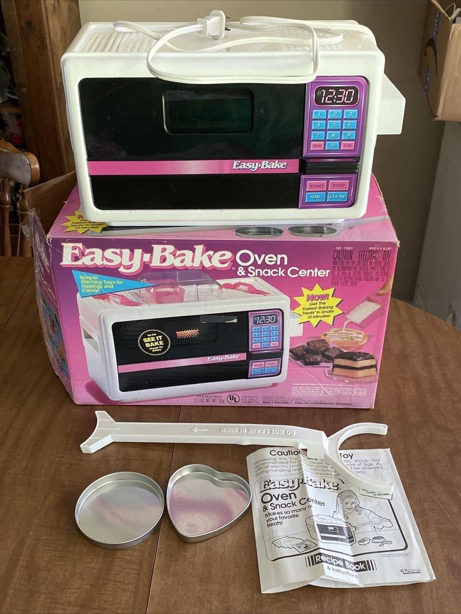 Jameca2011's tweet image. If you had one of these you really was THAT girl 😭💅🏽🥰