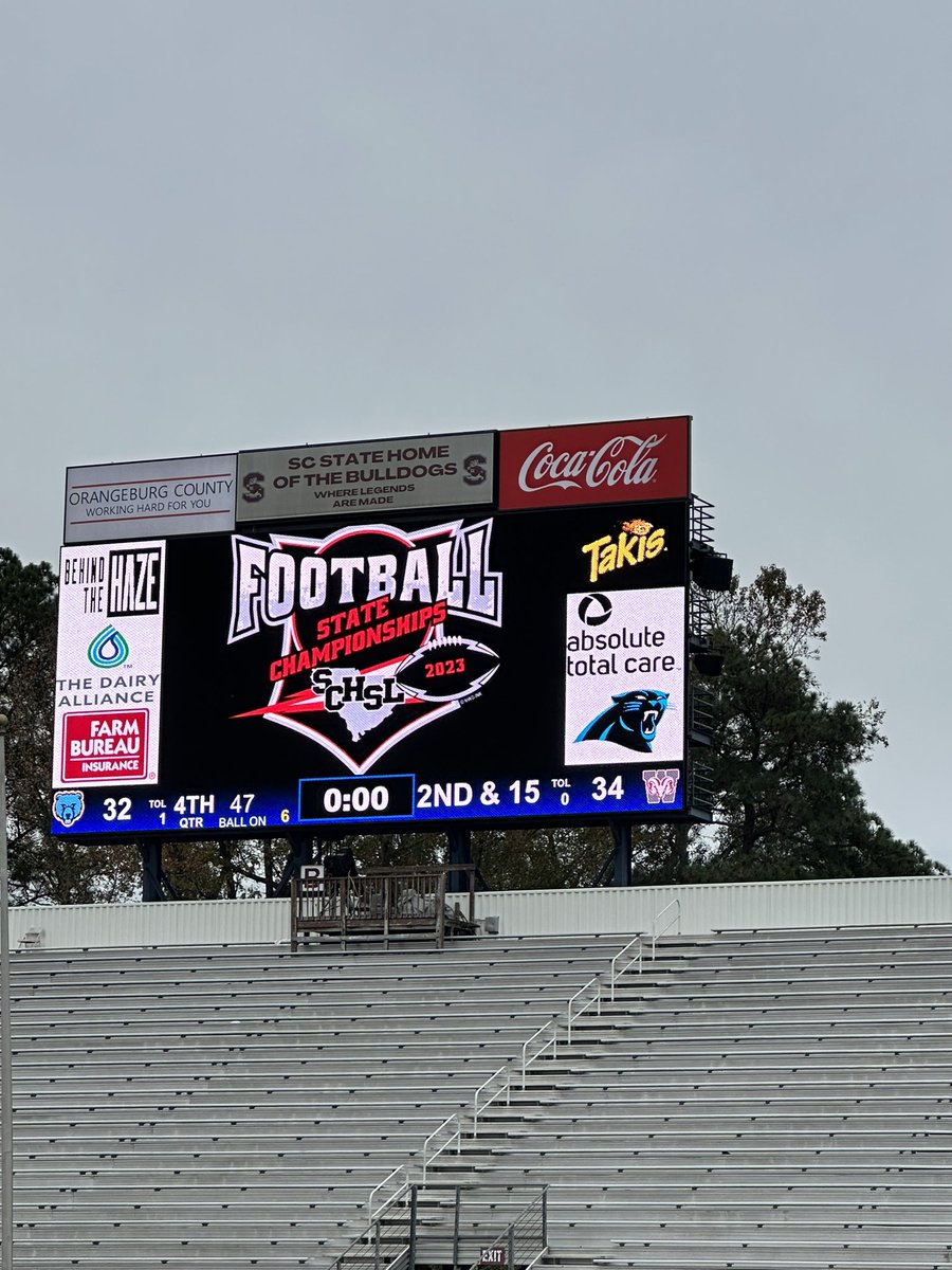 TheRealKobeM's tweet photo. What a day!! I’m still speechless. Congratulations to Westside. Best day ever to be a Ram 🐏🔥 #4AStateChamps #DroughtIsOver #WeBelieveInLane https://t.co/zOlhGN25IF