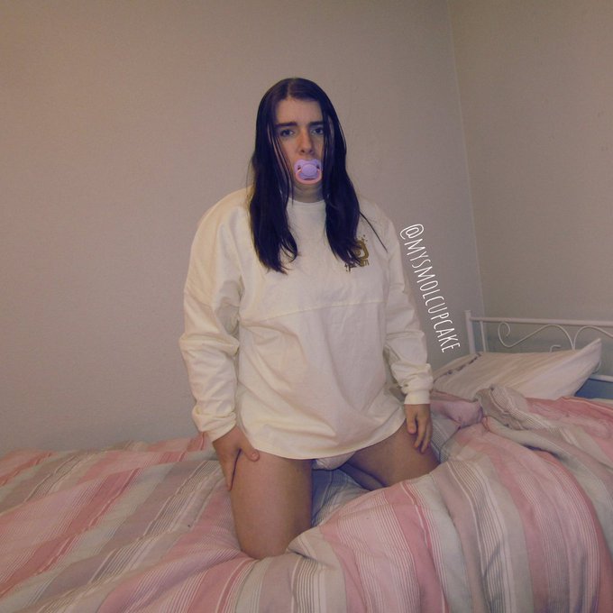 me so cute #littleones #abdldiapergirl #diaperedgirl https://t.co/GhiULLiNmM<a href="/tag/littleones"class="tags">&#35;littleones</a><a href="/tag/abdldiapergirl"class="tags">&#35;abdldiapergirl</a><a href="/tag/diaperedgirl"class="tags">&#35;diaperedgirl</a>