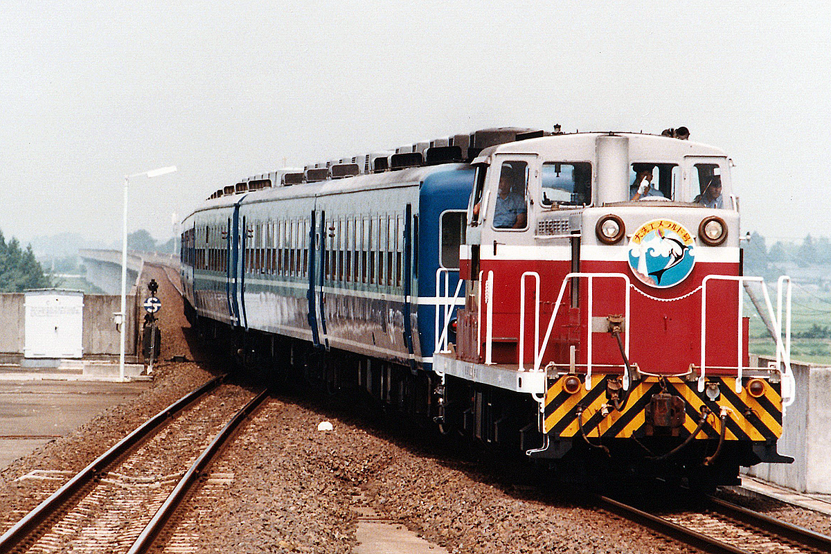 来週のネタ？「大洗エメラルド号」ホンモノは水戸～大洗は鹿島臨海鉄道