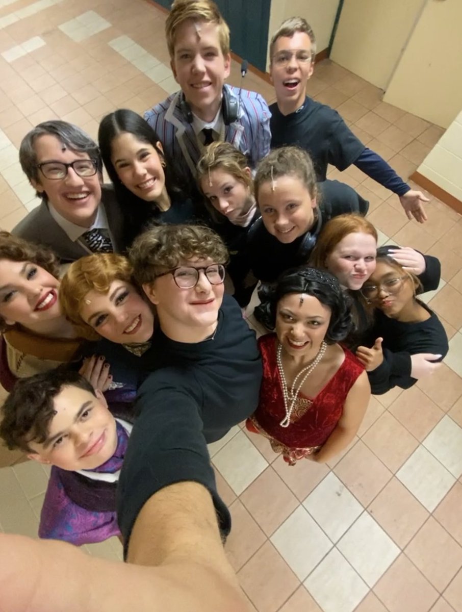 mickeys12300's tweet photo. tptgw cast loves u all!!! thank you for everything :))))  #pamemefest23 https://t.co/Nf5qdx4ol3