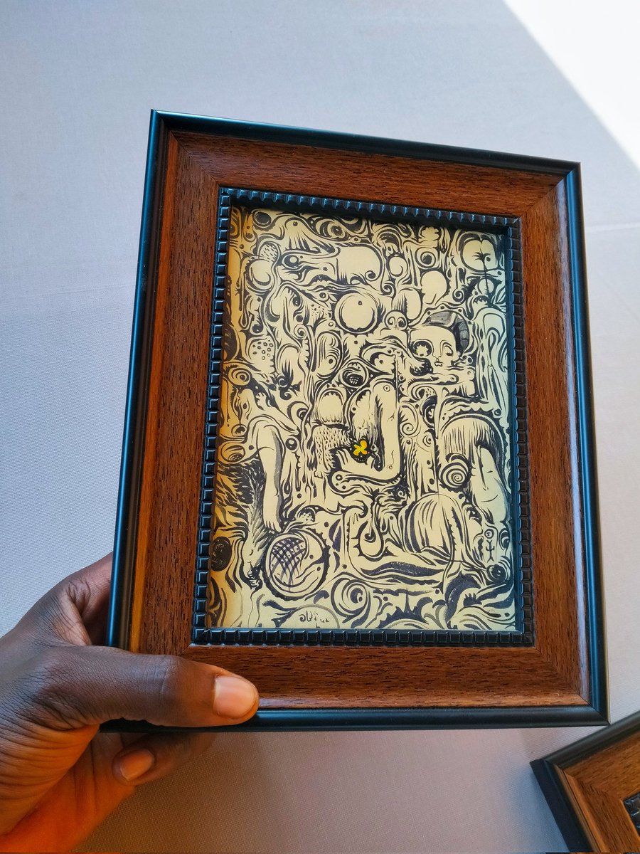 igbobinna's tweet photo. Ejima' the twin piece.
Love and sacrifice are like two identical twins. They always come together.
#art #uli #igbobinna https://t.co/oEaFXNgUug