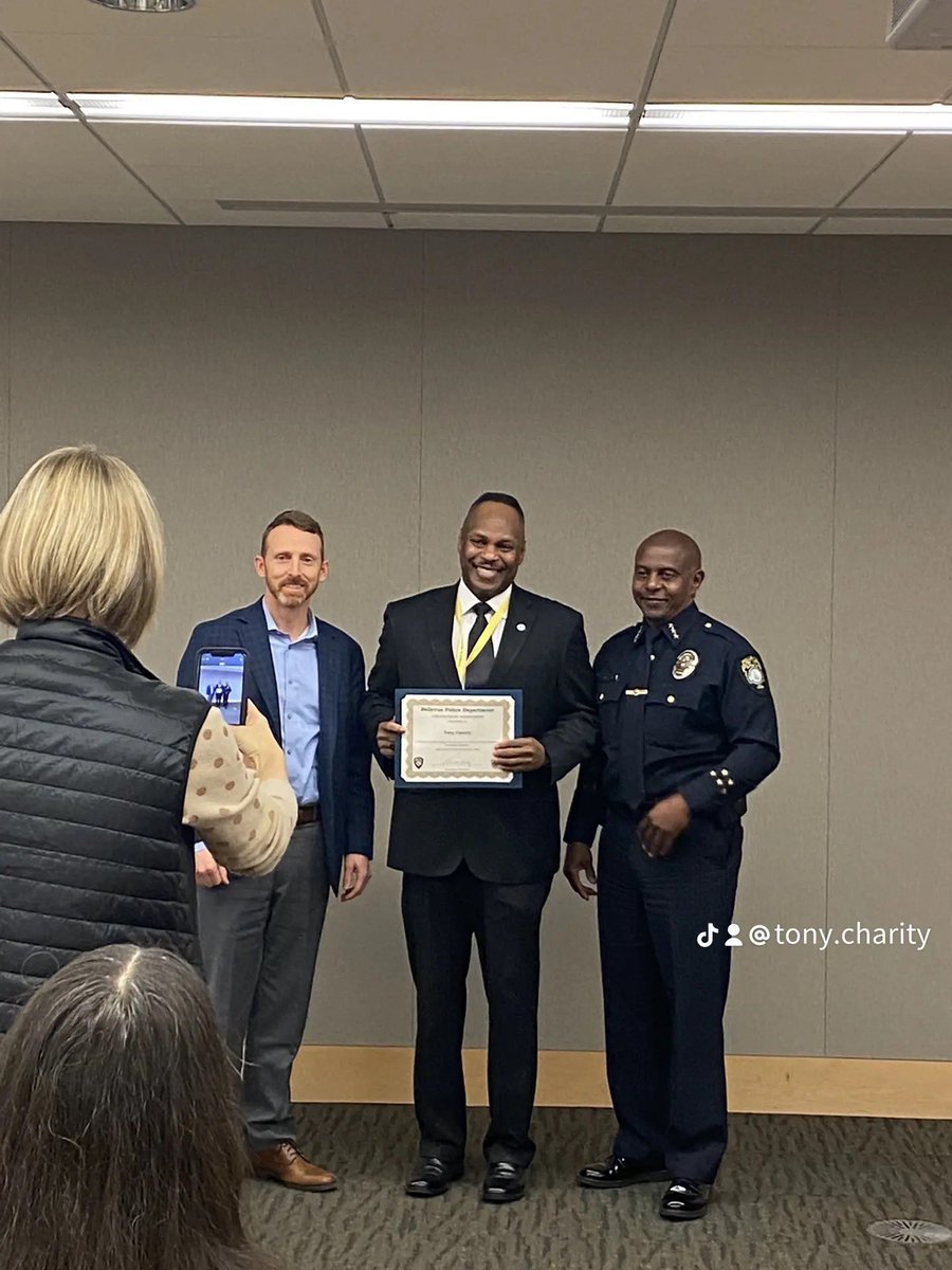 TonySeattle's tweet image. City of Bellevue Police Department’s Community Academy.