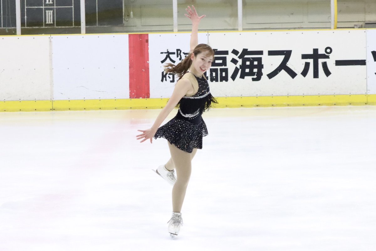 kanspo's tweet image. 【アイススケート】第１回近畿学生氷上競技選手権大会２日目／於・大阪府立臨海スポーツセンター

［３・４級女子］
久我

コンビネーションも含めたすべてのジャンプを着氷。笑顔でプログラムを演じ切った。