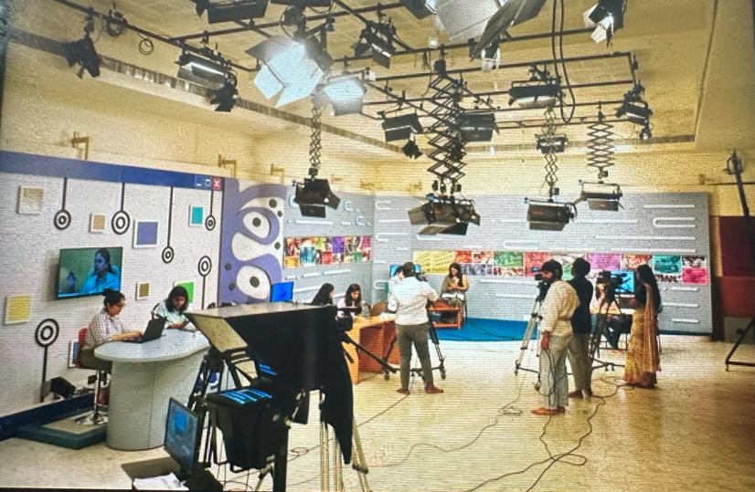 ACJIndia's tweet photo. Live coverage of #ElectionResults by the Video-Audio/Broadcast Journalism student team of
@ACJIndia
#Elections2023 #Acjlive https://t.co/qplB3DcTb9