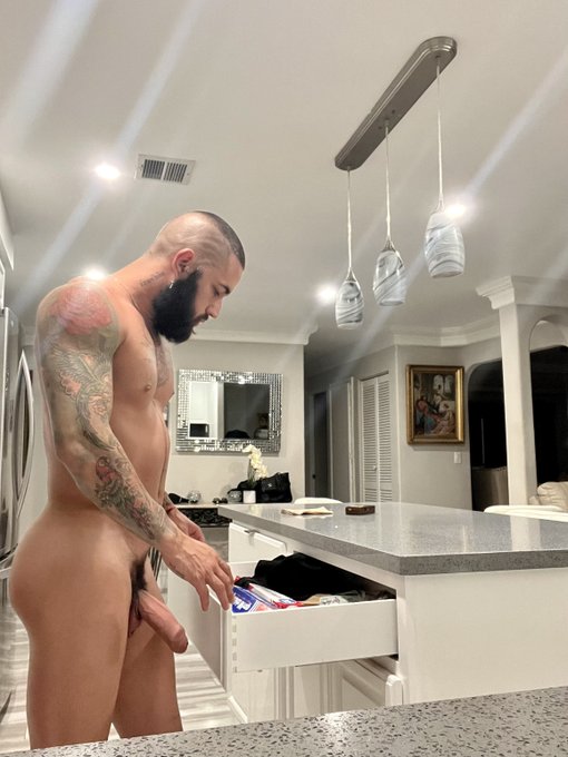 Dinners ready! Are you ready to eat??😉 https://t.co/16ZOQEpfPc