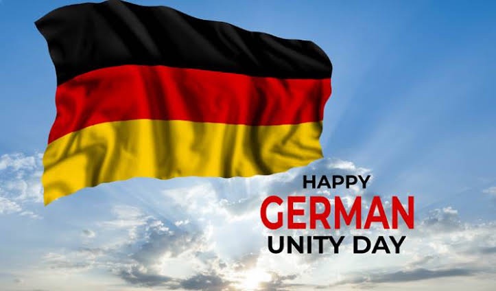 o_positive_'s tweet photo. @TheBenno70 Thanks Ben . Thank u for all the wishes you keep on posting even in my absence . Wishing you happy German Unity Day . https://t.co/5b9XJs0QLF