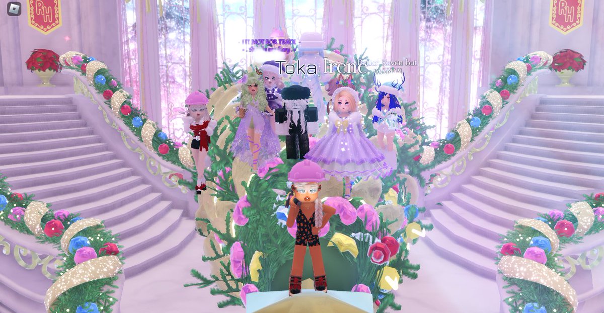 nnrxzzii's tweet photo. Yeah, We did it!! 
#Roblox #RoyaleHigh #TIMBURRR https://t.co/WUcFUfsVM4