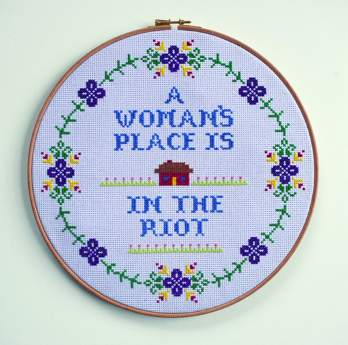 Contemporary artist Sophie Neville, who combines traditional embroidery and textile crafts with contemporary socio-political subjects 
#UnravellingWomensArt